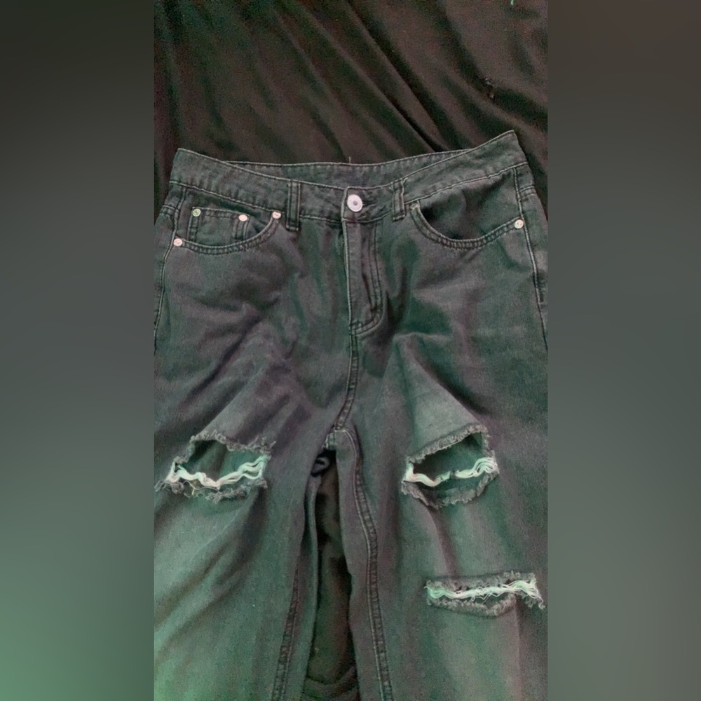 Barely worn only worn twice doesn’t fit me anymore